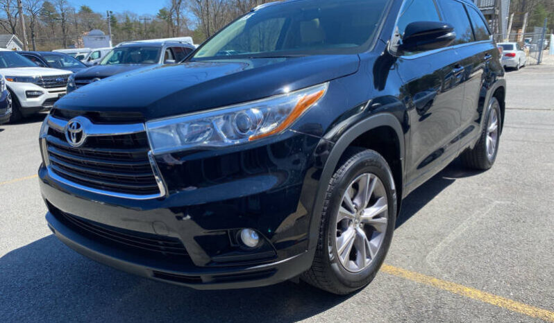2015 Toyota Highlander full