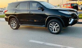2015 Toyota Fortuner full