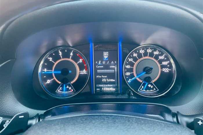 2015 Toyota Fortuner full