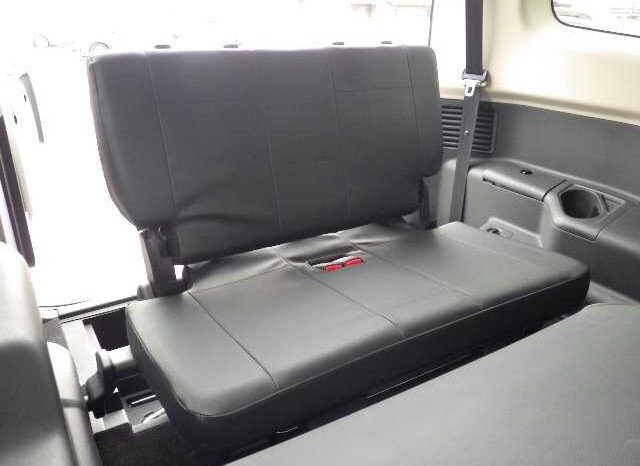 2015 Mitsubishi Pajero full
