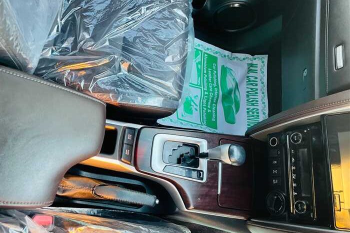 2015 Toyota Fortuner full