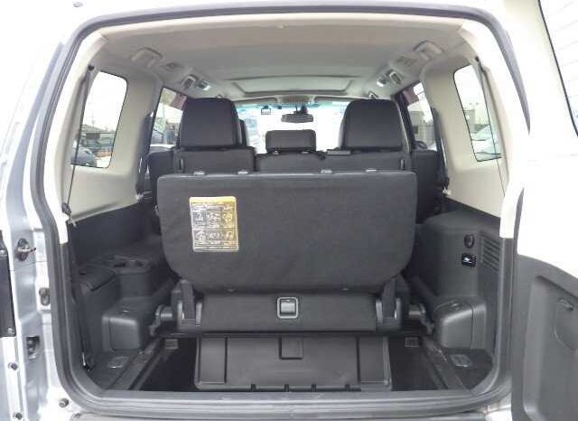 2015 Mitsubishi Pajero full