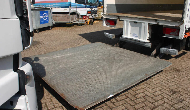 Iveco Stralis 330 full