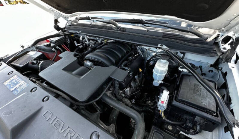 2018 Chevrolet Suburban full