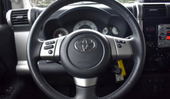 2014 Toyota FJ Cruiser full