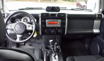 2014 Toyota FJ Cruiser full