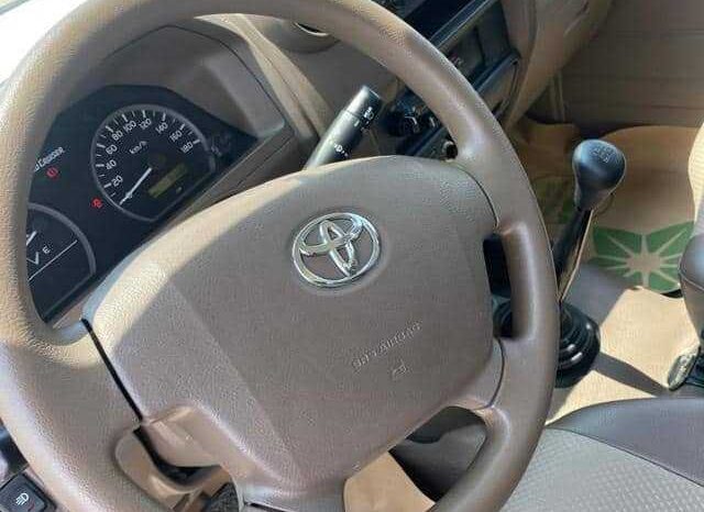 2015 TOYOTA LAND CRUISER full