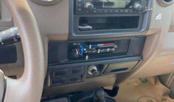 2015 TOYOTA LAND CRUISER full