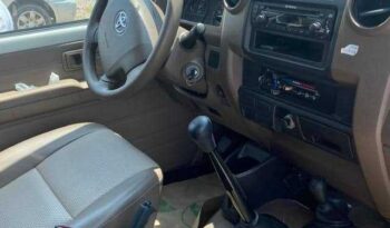 2015 TOYOTA LAND CRUISER full