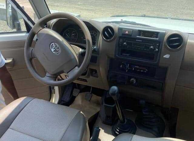 2015 TOYOTA LAND CRUISER full